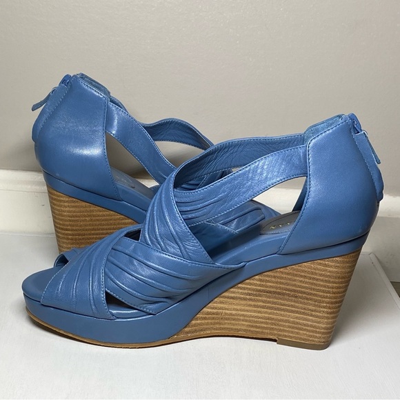 Cole Haan Wedge Sandals Women’s Size 8 B Dusty Blue Open Toe Shoes Zip Up Back - Picture 15 of 16